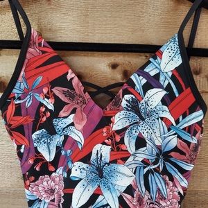 Lululemon Shoreline One Piece Swimsuit Lush Lillies size 4